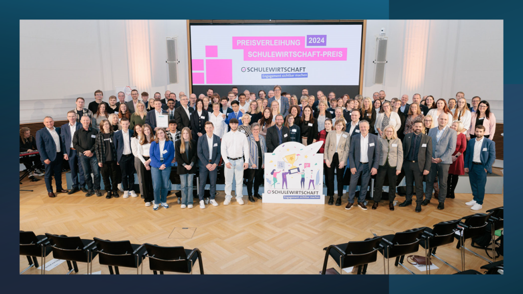 SCHULEWIRTSCHAFT Preis - Preisträger 2024 Gruppenfoto